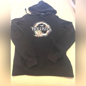 hollister floral hoodie